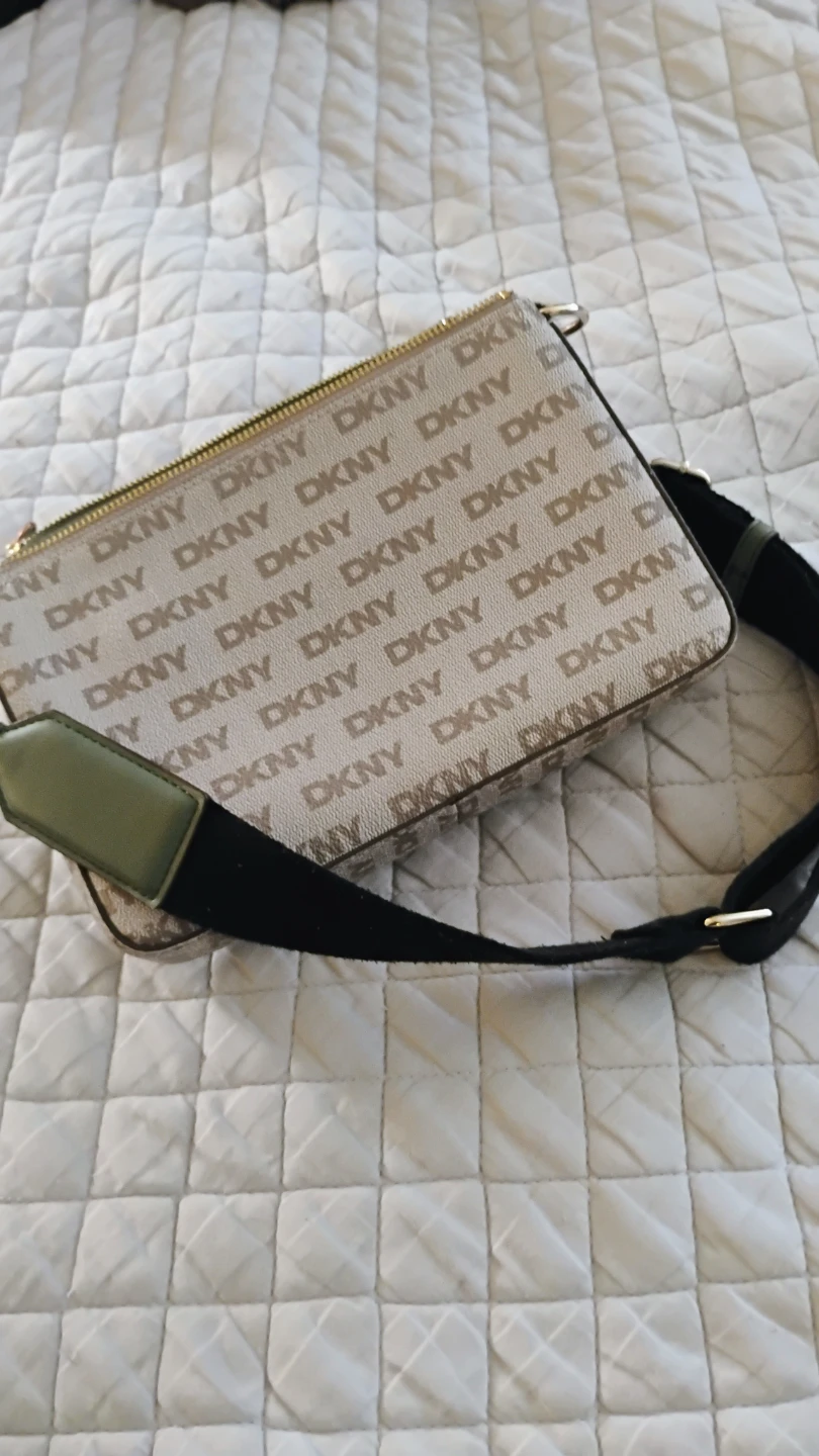 DKNY Multi-Compartment Crossbody Bag - photo 4