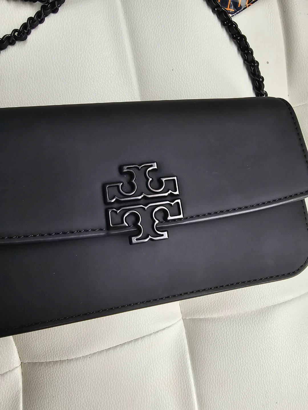 Authentic Tory Burch Black Chain Crossbody Bag - PRICE FIRM - photo 2