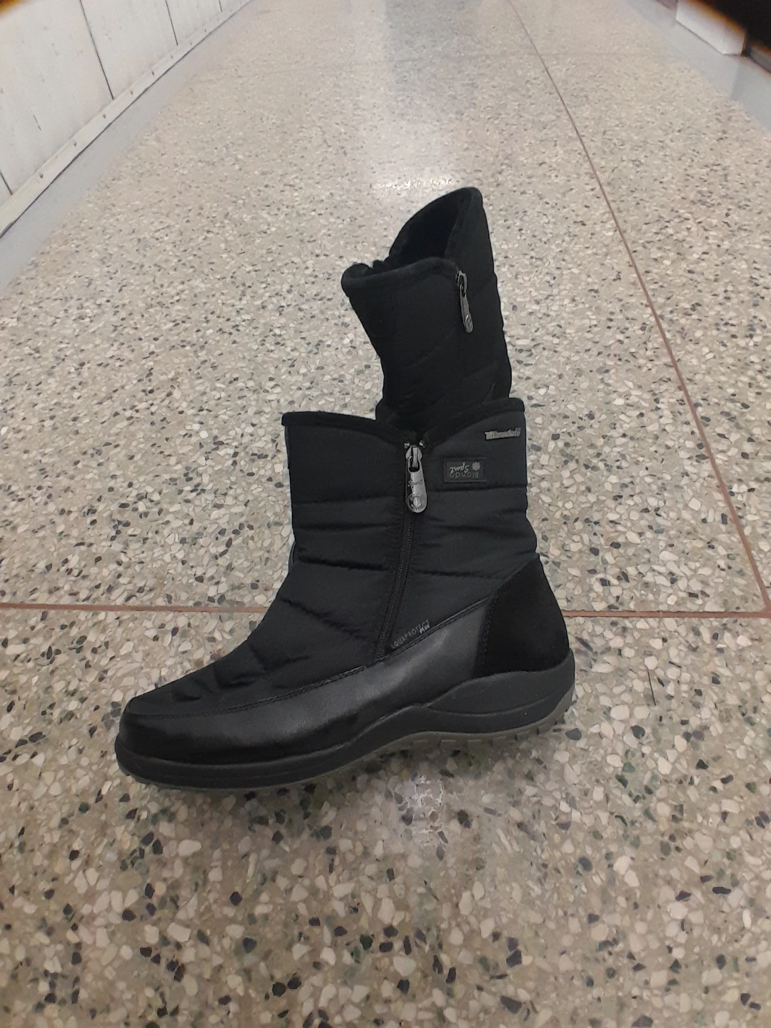 Blondo Sport Winter Boots Women's Size 11 - photo 4