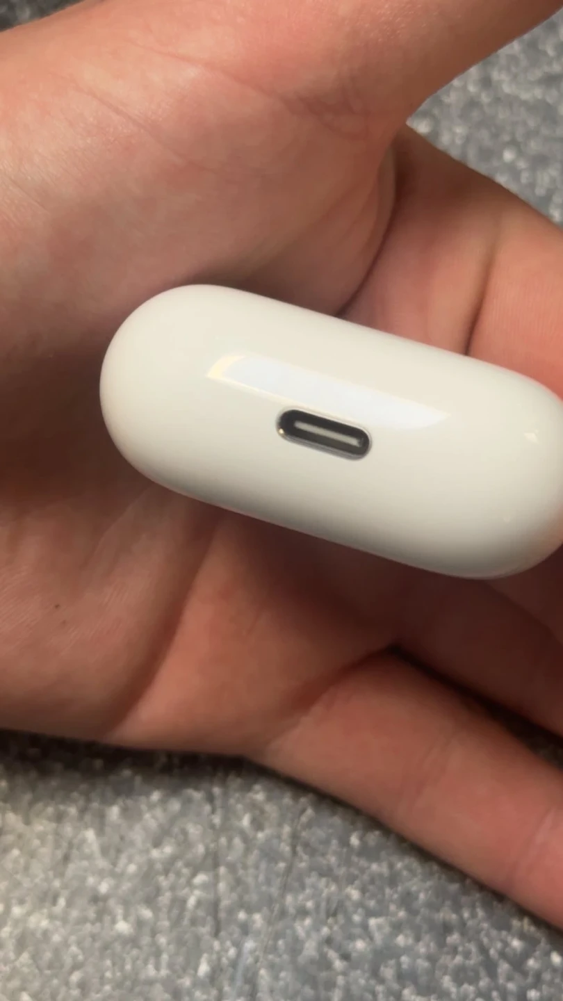 Apple AirPods 5s Model A3531 - photo 4