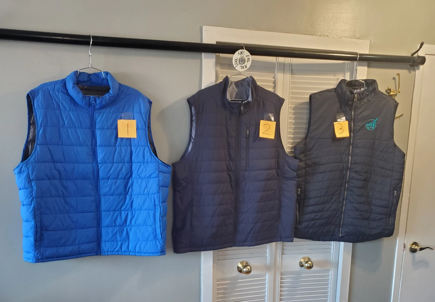 MEN'S/ Boys Puffer & Lightweight Vests Size S- XXL - photo 3