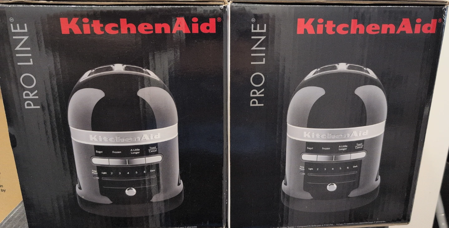 Brand New Kitchen Aid Toaster (Pro-Line) for sale!