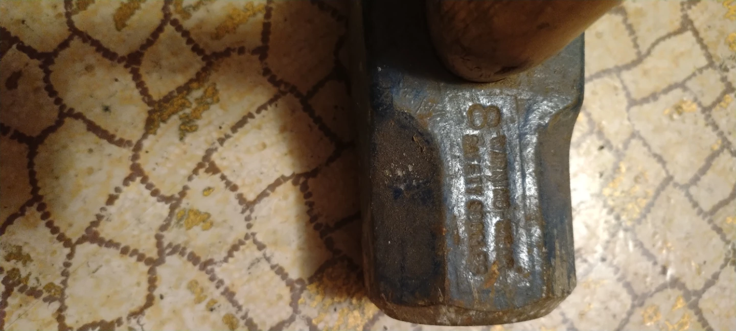 8 lb Sledgehammer with Wooden Handle