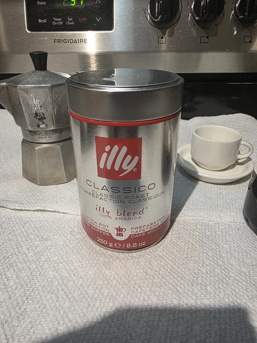illy Classico Classic Roast Moka Ground Coffee 250g