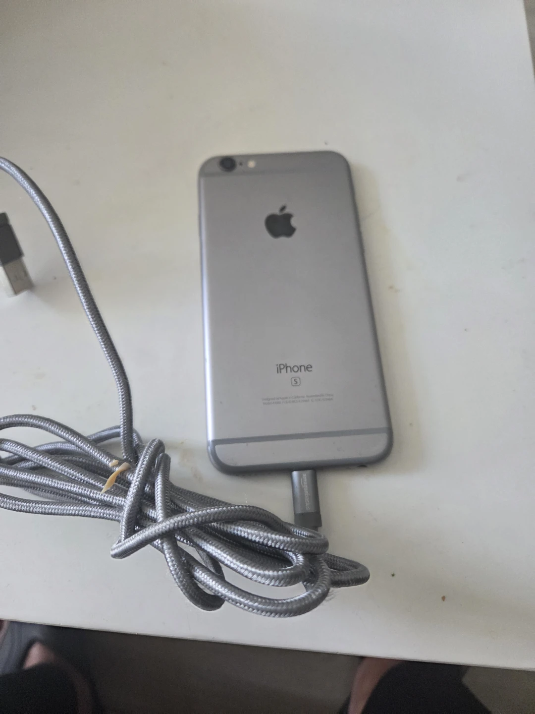 Apple iPhone 6s Space Grey - photo 4