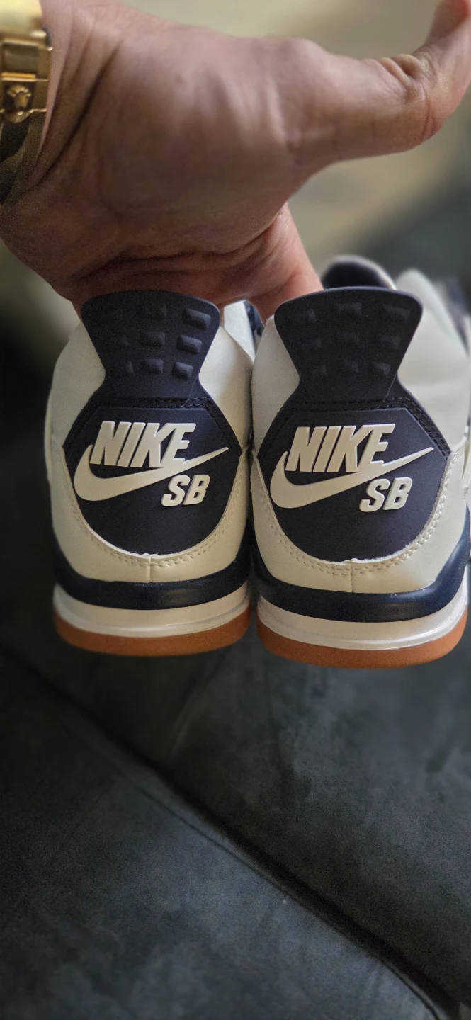 Air Jordan 4 x Nike SB style white navy gum - photo 3