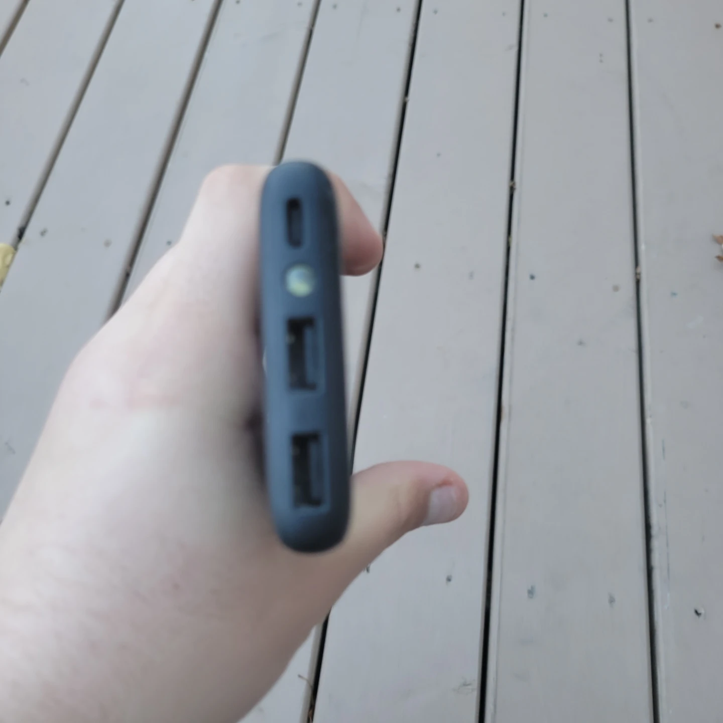 INIU 10000mAh Portable Power Bank - photo 3