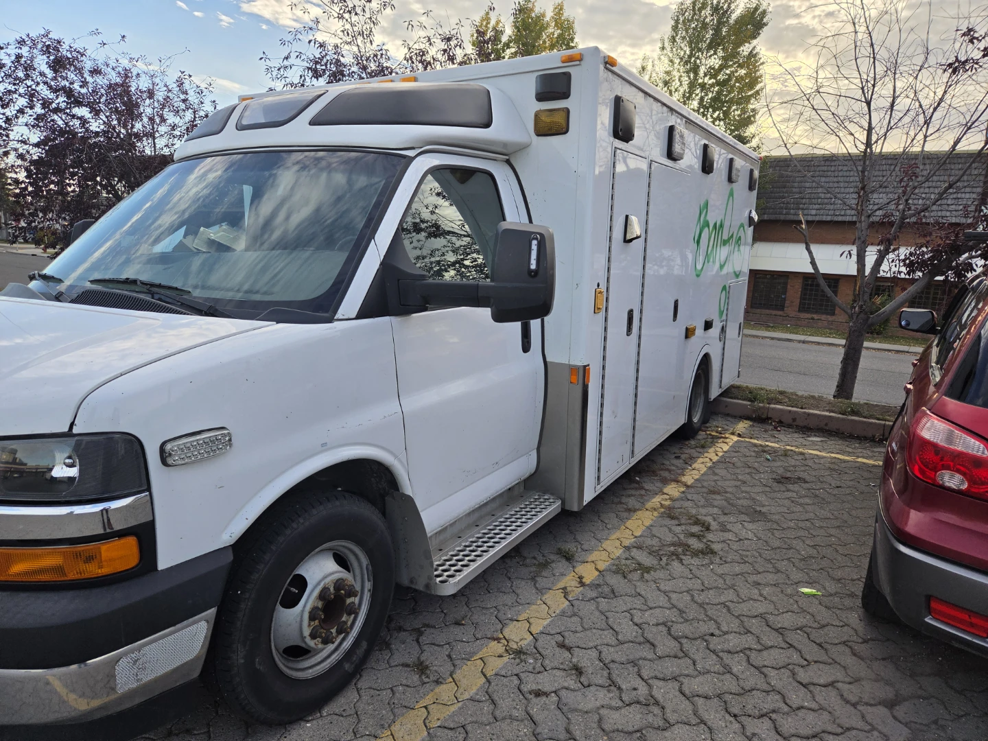 Chevrolet Ambulance Vehicle - photo 5