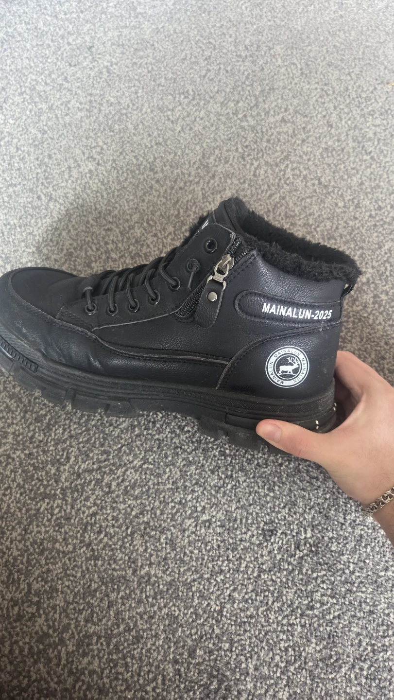 Black Winter Boots – Size 42 - photo 4