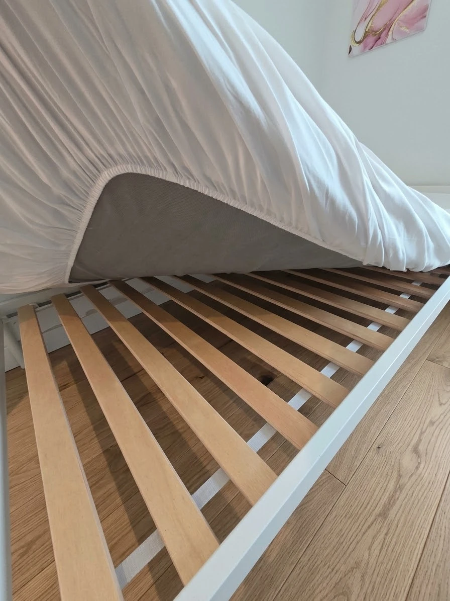RUSH SALE! IKEA Bed complete - Single/twin bed, pillow, covers - photo 3