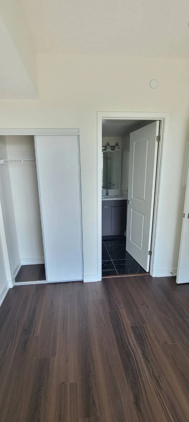 Condo for rent - photo 2