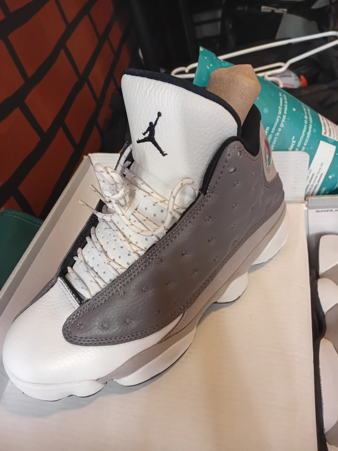Air Jordan 13 Retro Atmosphere Grey - photo 2