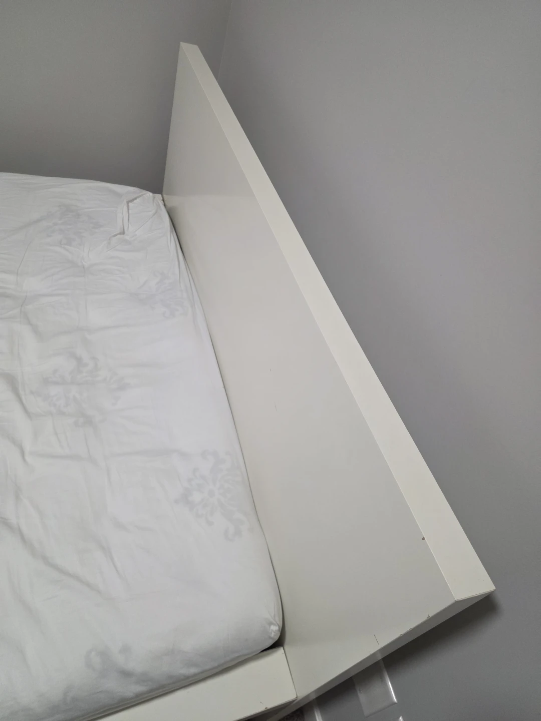White Minimalist Double Bed Frame - photo 2
