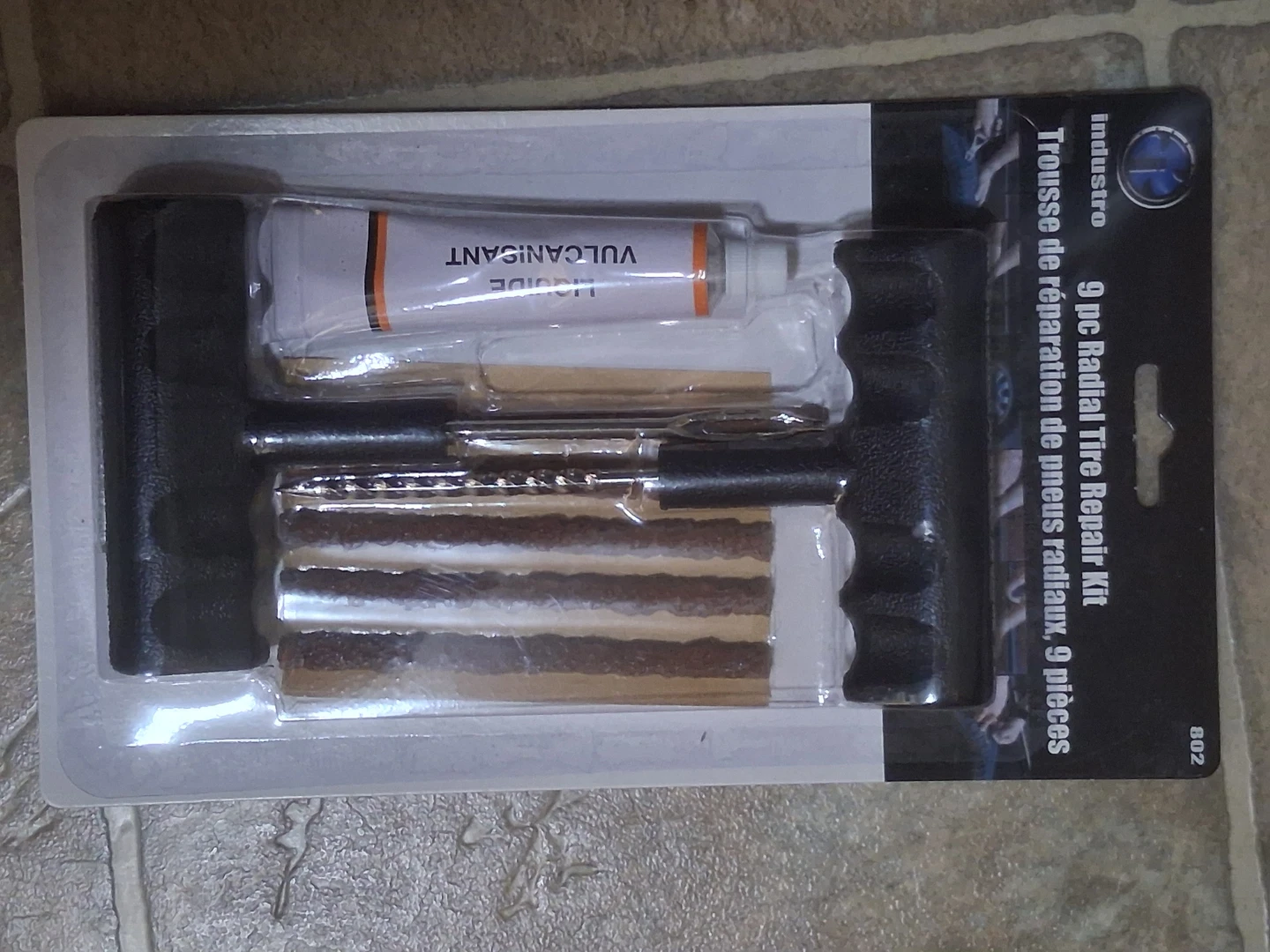 ARB E-Z Deflator and 9pc Radial Tire Repair Kit - photo 5