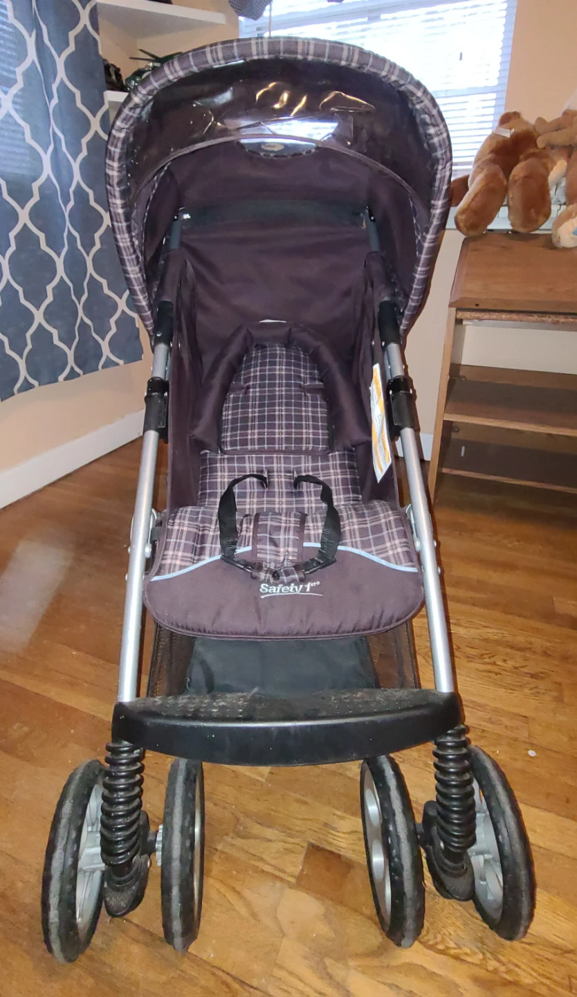 Safety 1st Brown Plaid Stroller