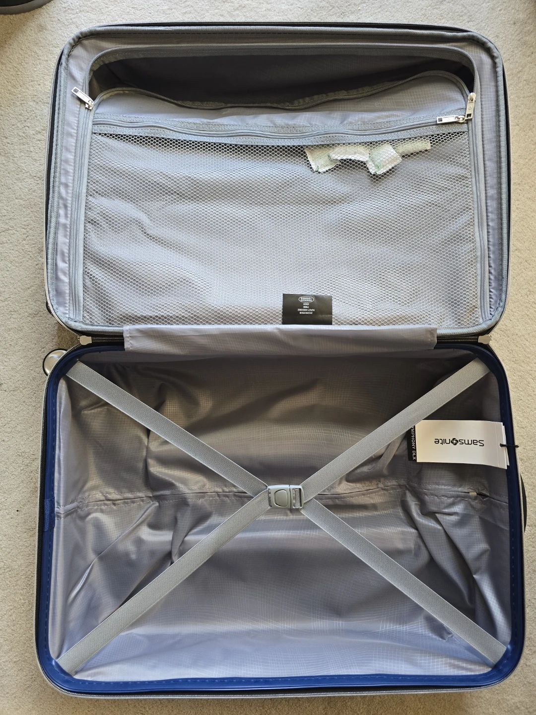 Samsonite Symphony DLX 26.5" 4-Wheeled Suitcase-Navy - photo 3