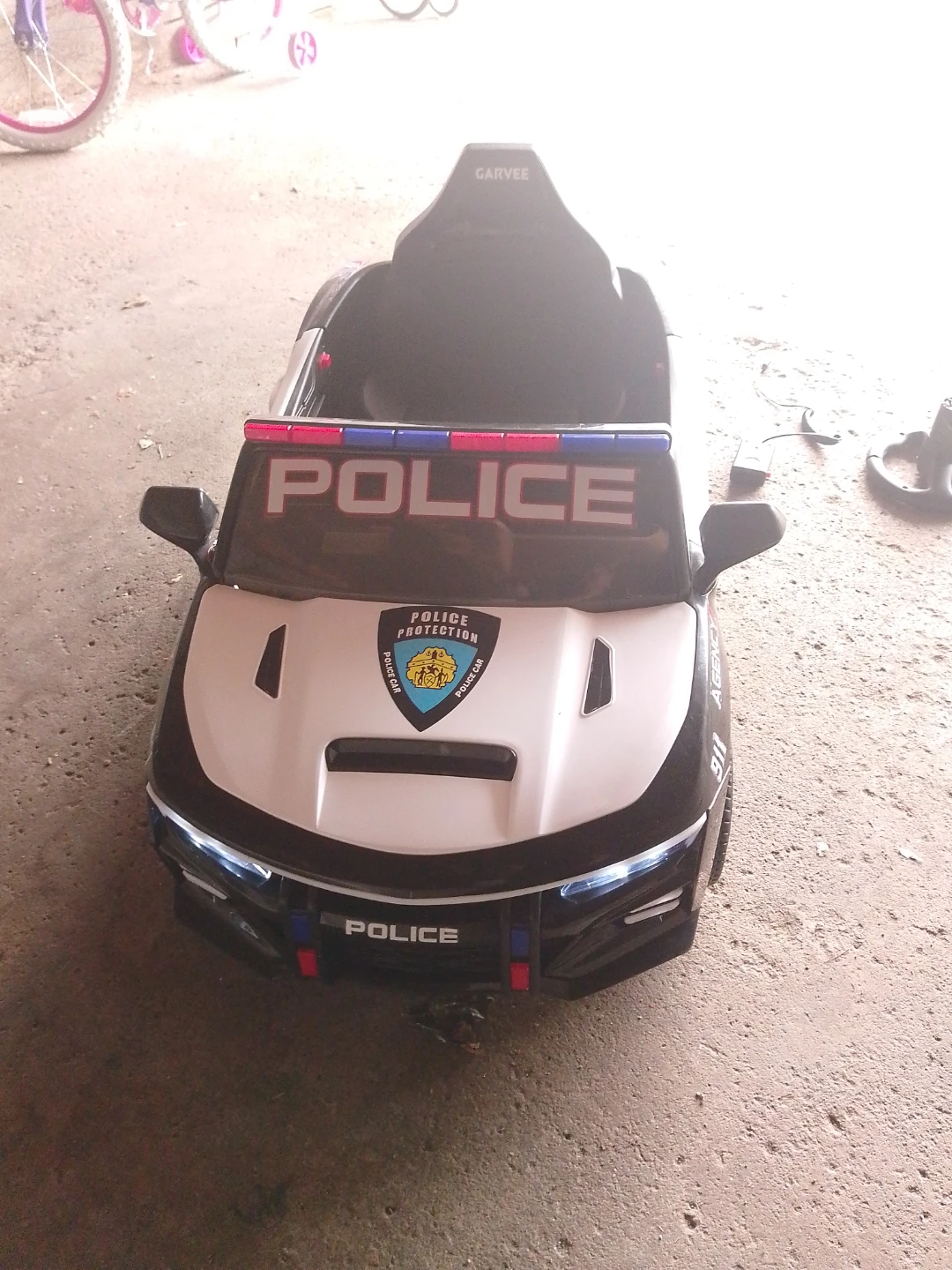 Qaba 12V Kids Electric Police Car 🚔 - photo 5