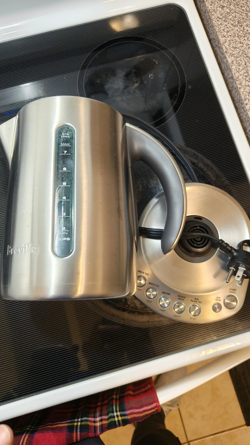 Breville Variable Temperature Electric Kettle - photo 2