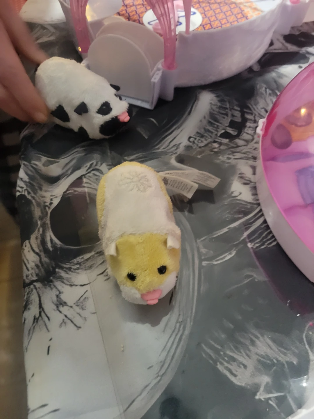 Zhu Zhu Pets Hamster Hangout Collector Case with 11 Pets - photo 5