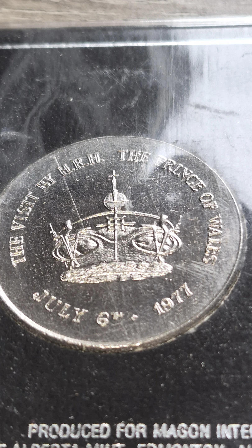 1877-1977 Treaty #7 Commemorative Replica Medallion - photo 2
