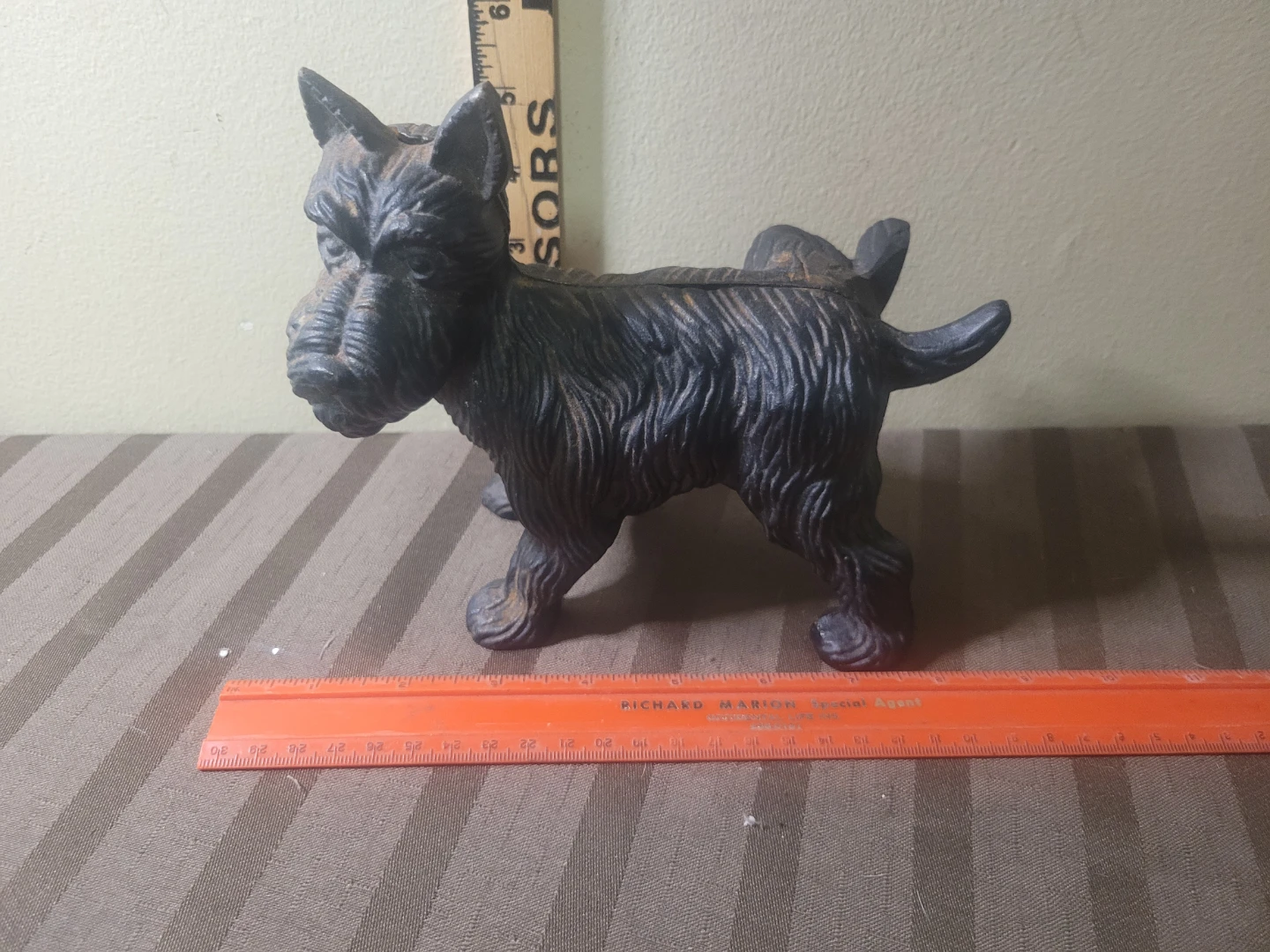 3 Vintage Cast Iron Scottie Dog Figurines and Sign - photo 5