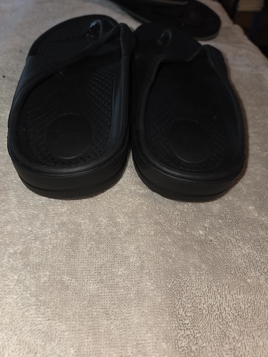 Standard Foamy Flip Flops in a Ladies 39/8½ - photo 3