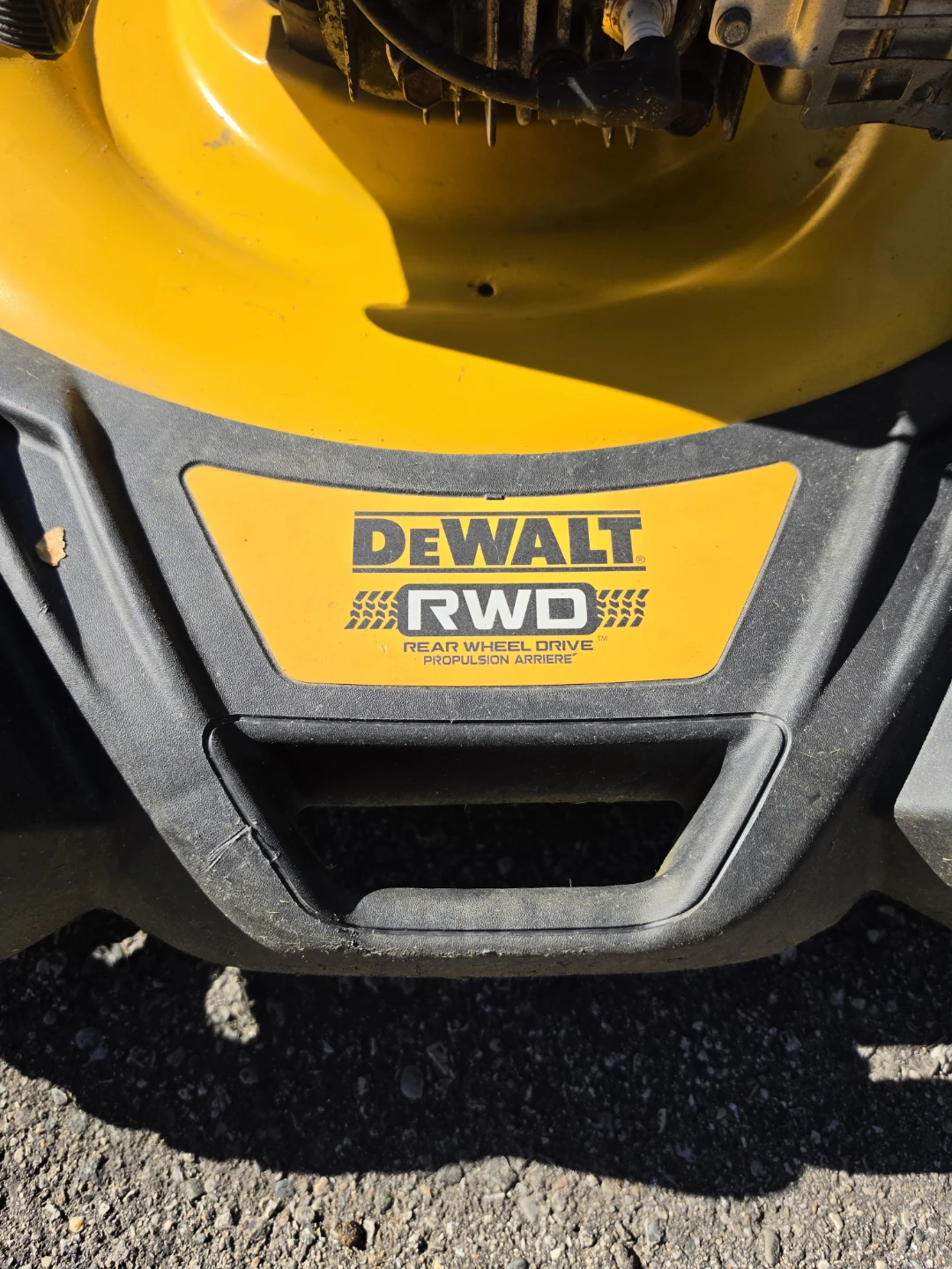 DeWalt RWD Lawn Mower with 190cc Briggs & Stratton Engine - photo 4