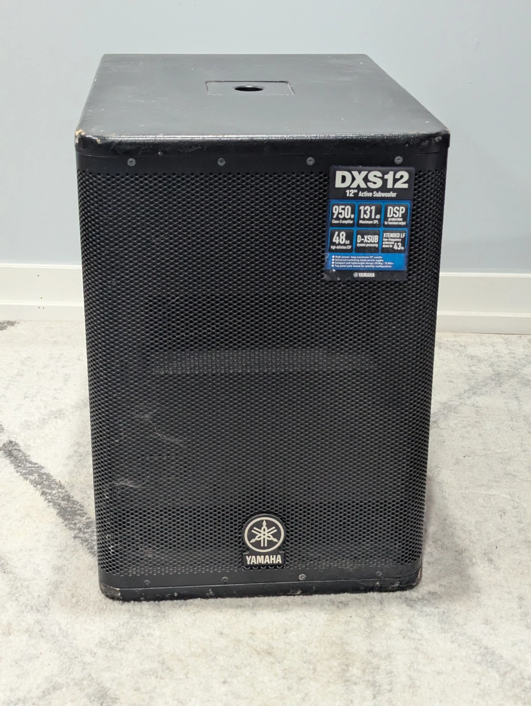 Yamaha DXS12 Active Subwoofer
