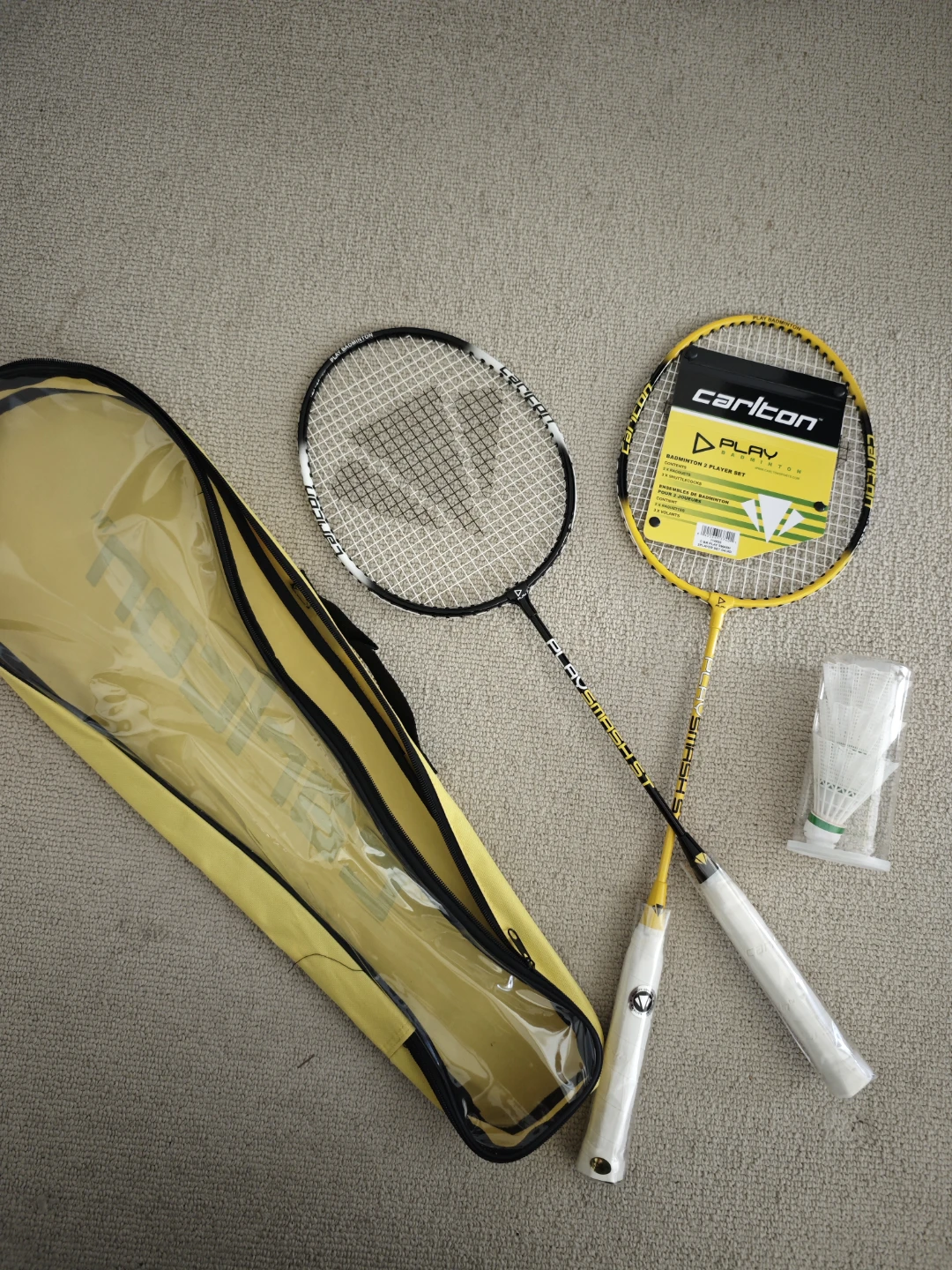 Carlton Badminton Set – 2 Rackets, Shuttlecocks & Carry Bag