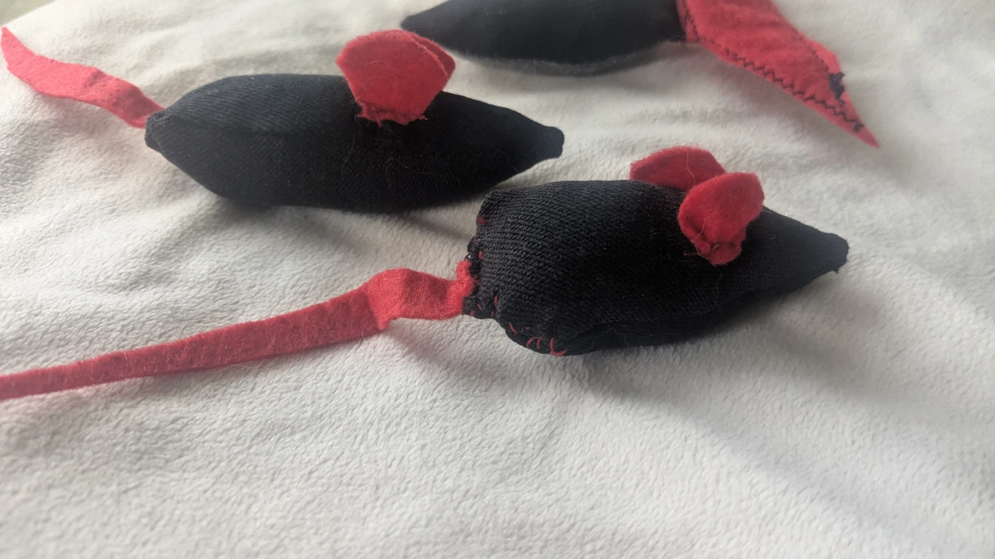 Three New Cat Toys - photo 2