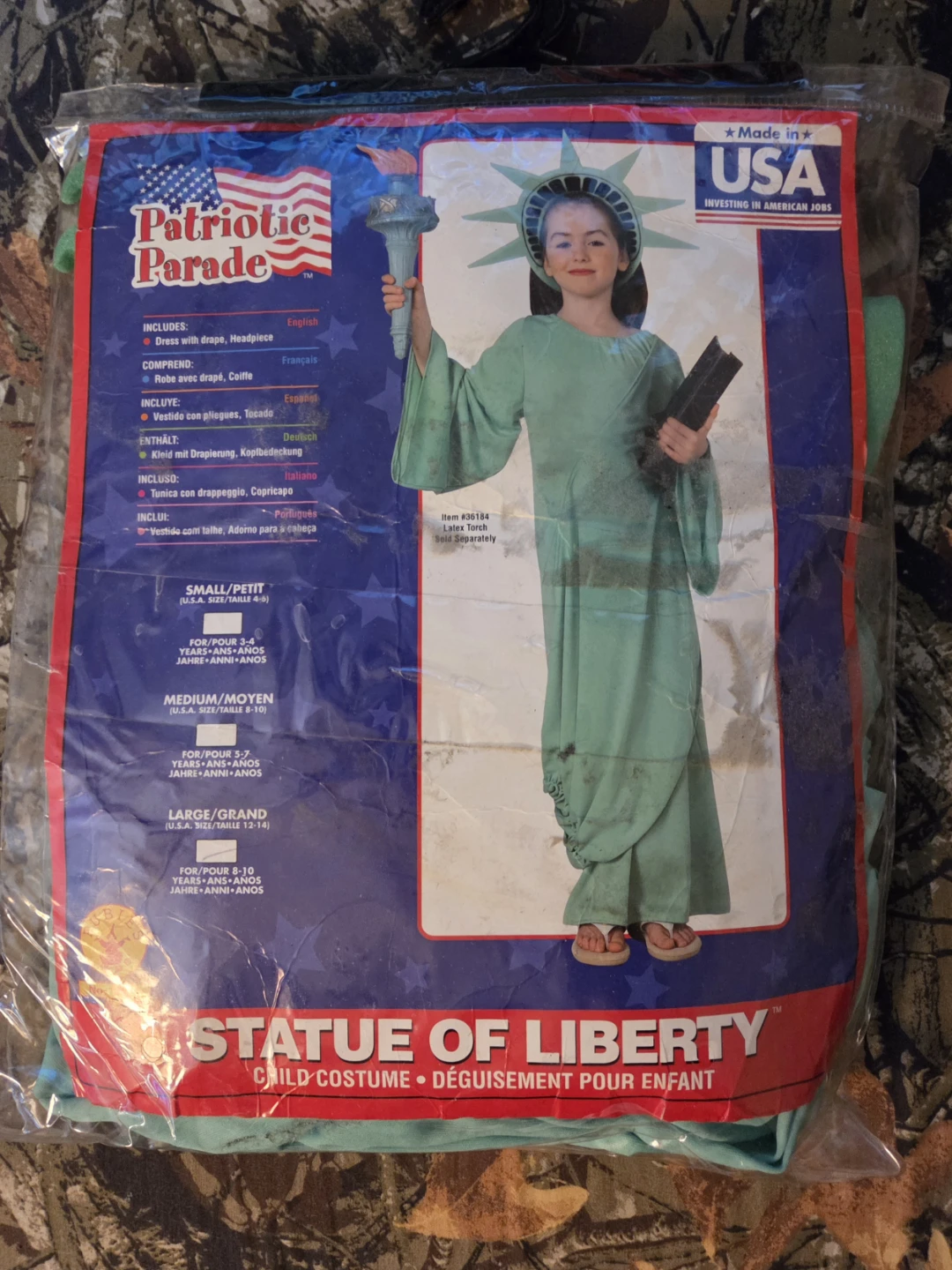 Statue Of Liberty Costume (Robe & Foam Crown) in a Kid's Large