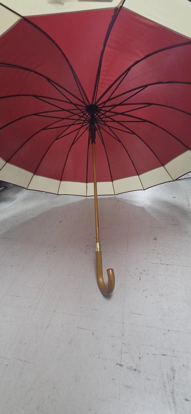 Classic wooden handle umbrella - photo 3