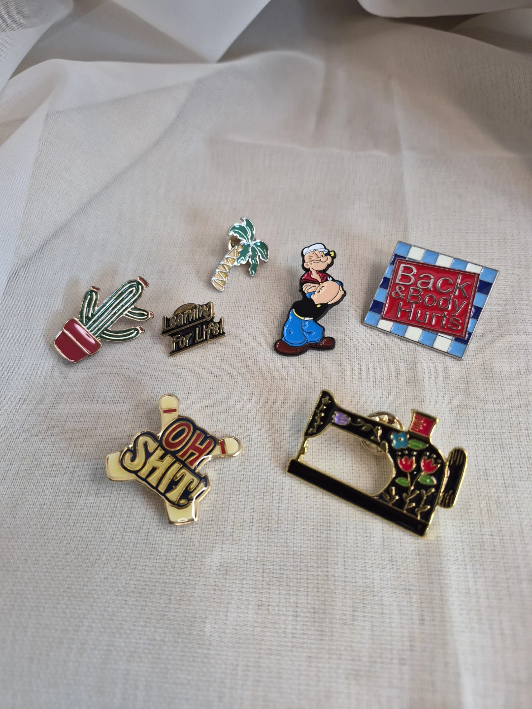 Mix Lot of 7 Pins