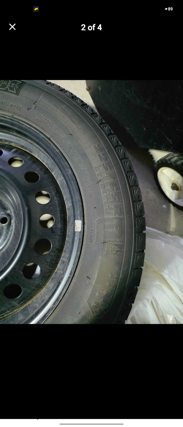Nissan Rouge Michelin X-Ice Winter Tire 225/65R17 - photo 2