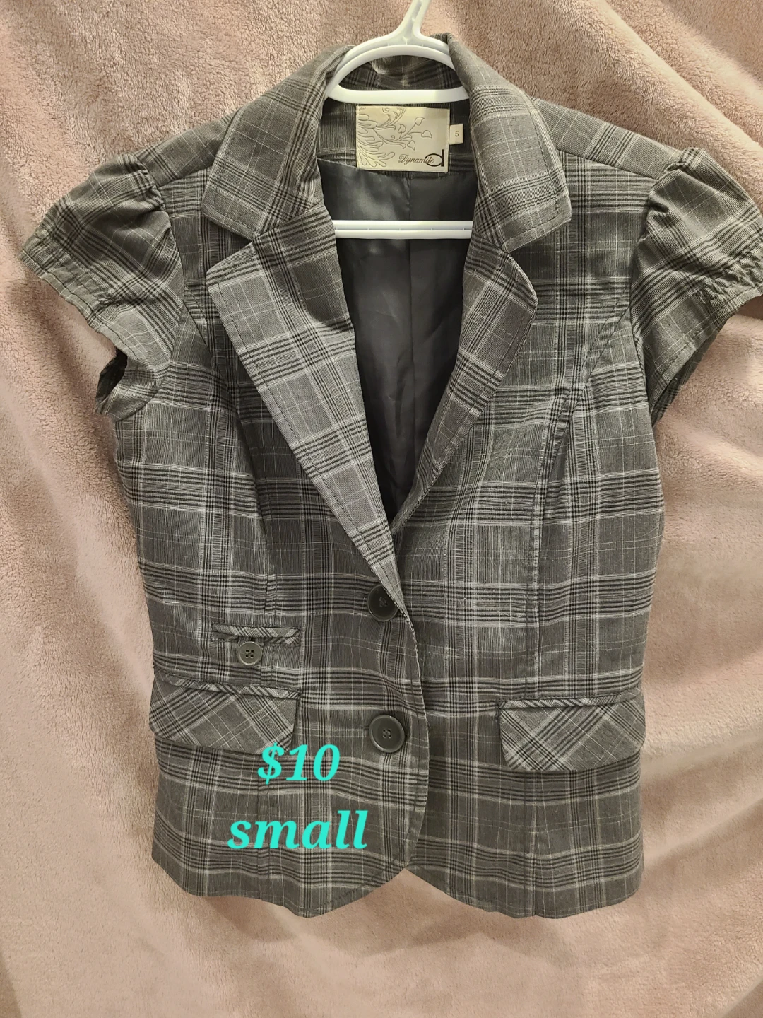 Dynamite Grey Plaid Short Sleeve Blazer