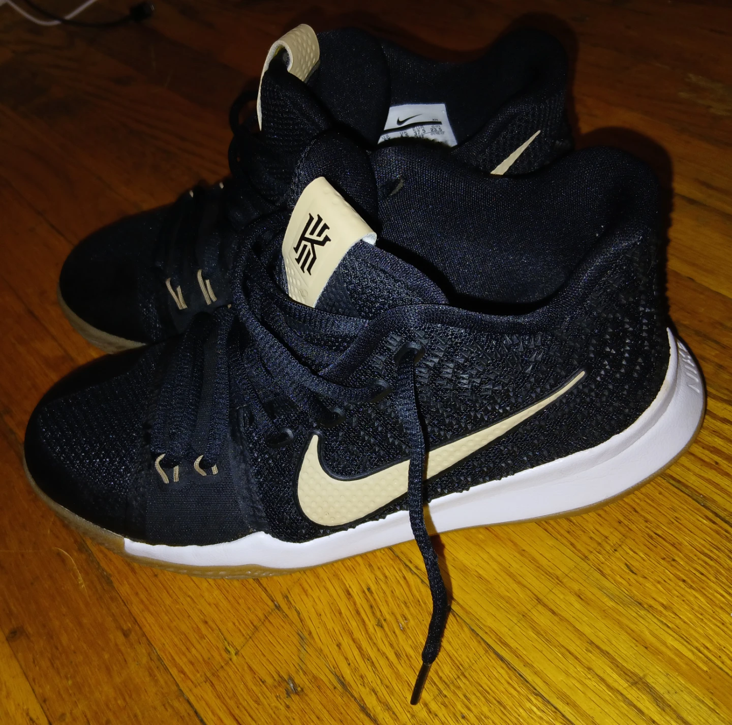 Nike Kyrie 3 Black Gold Size 5Y - photo 2