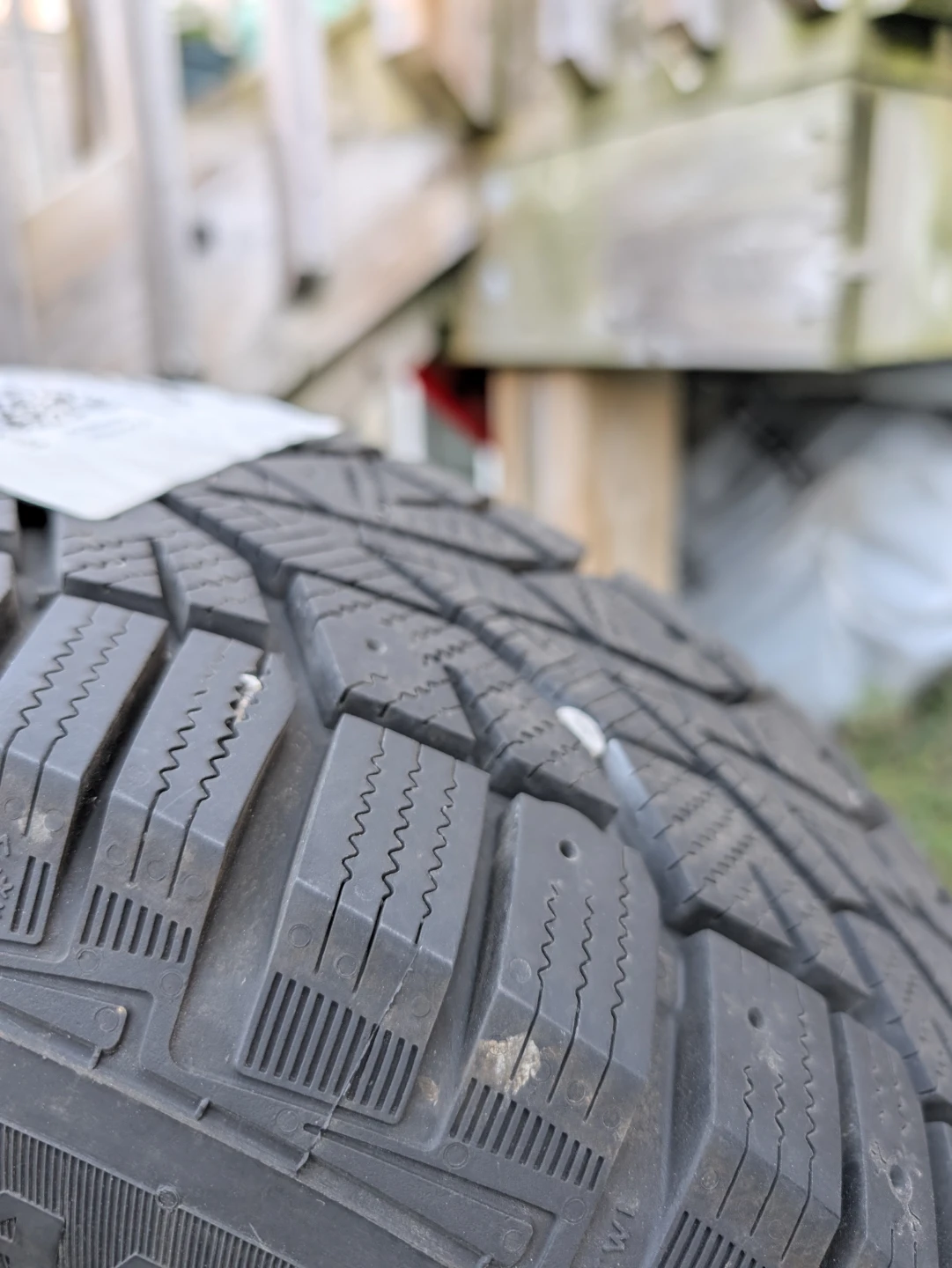 4 Used Winter Tires and Rims 195/65 R15 - photo 3
