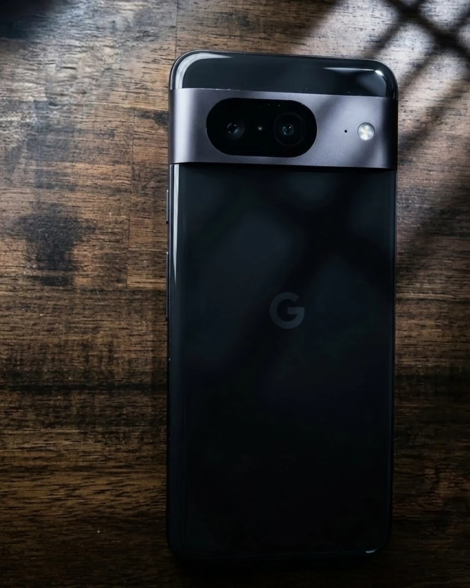 Google Pixel 8 Black Smartphone - photo 2