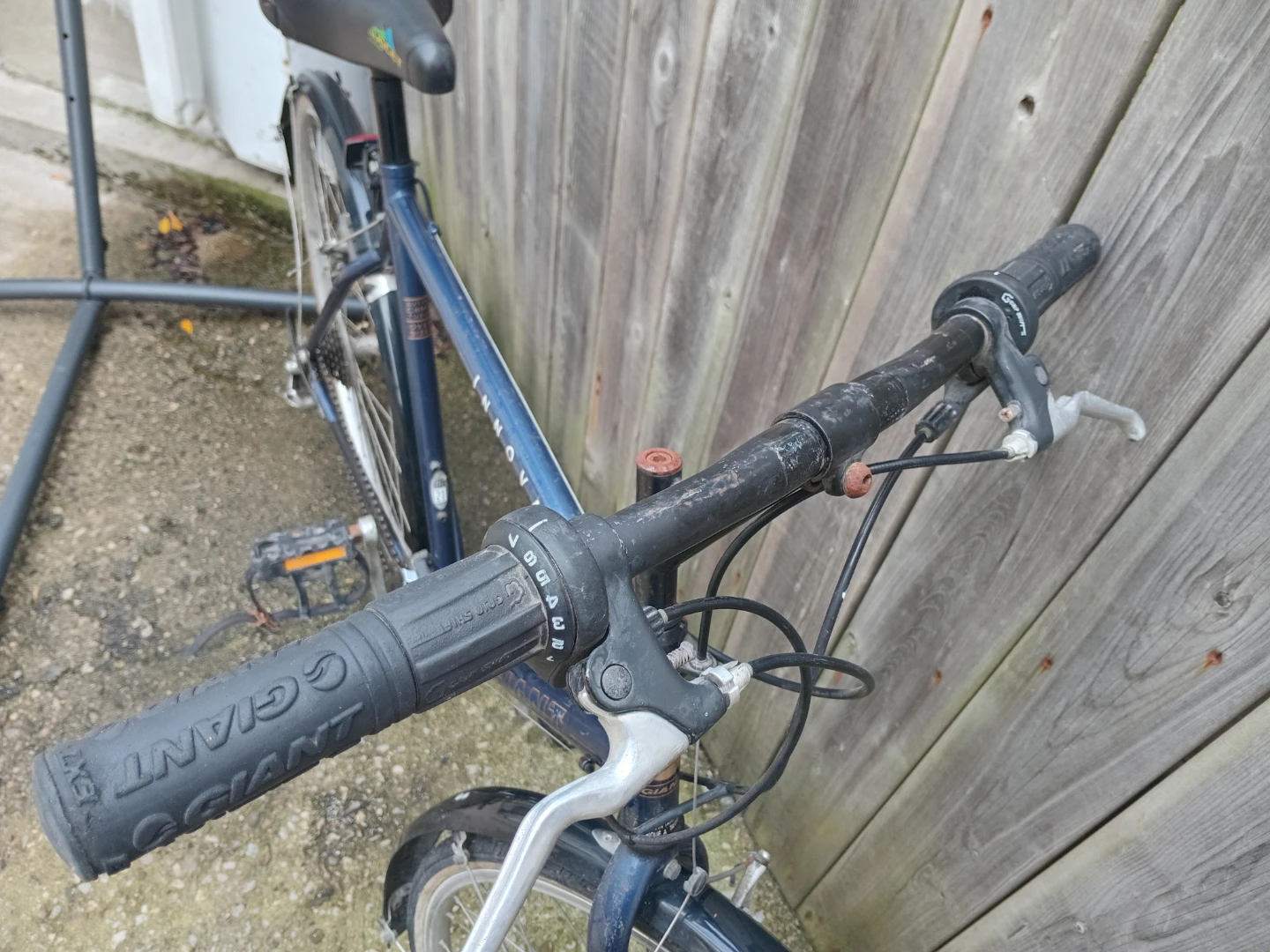 Giant Innova Hybrid Bicycle - photo 4