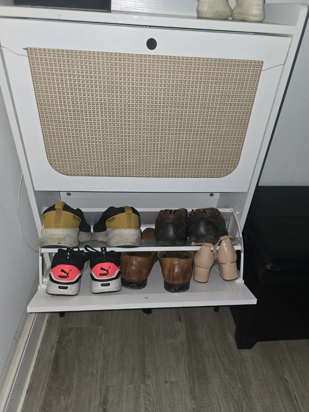 White Two-Tier Shoe Cabinet - photo 2