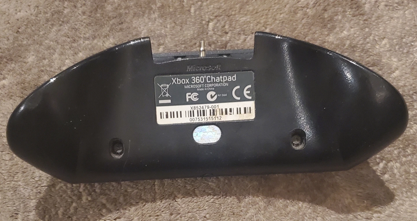 Black wireless chatpad for game controller - photo 2