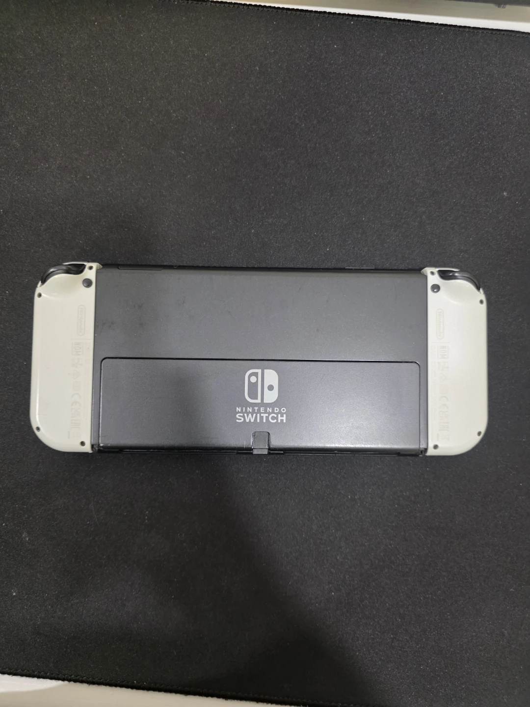 Nintendo Switch OLED White Model - photo 2