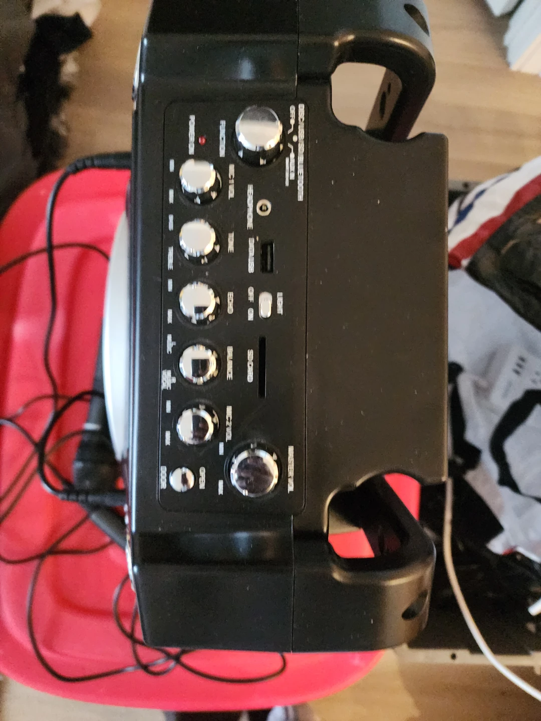 Karaoke USA GF842 Karaoke System - photo 3