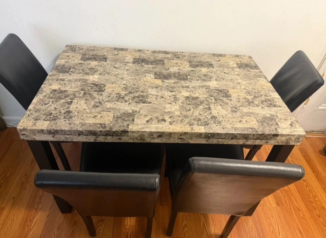 Free Like new Dining table only No chairs