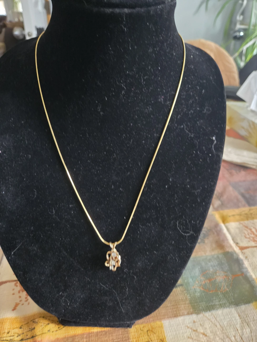 14k Necklace with Decorative Pendant