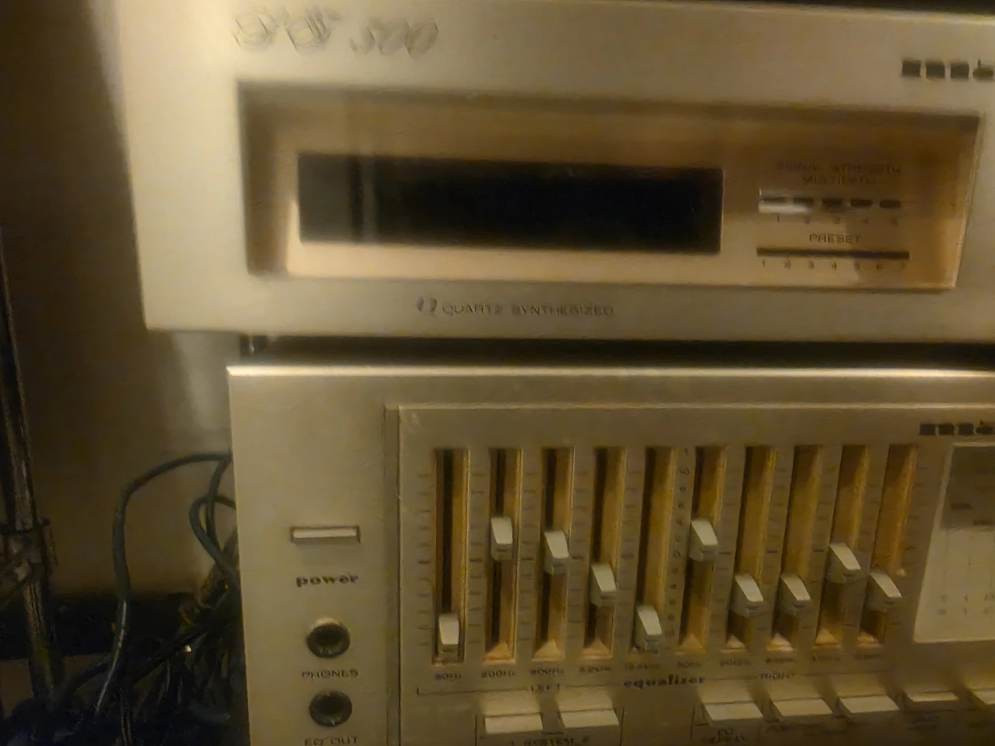 MARANTZ GOLD amp & TUNER & TECHNICS - photo 2