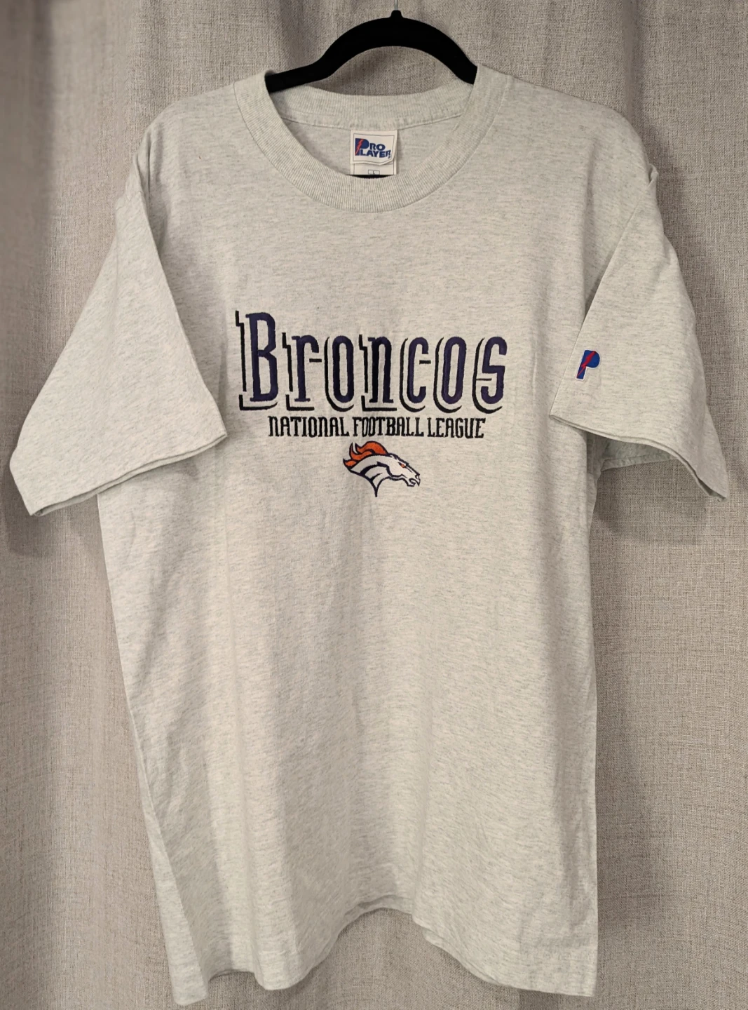 90's Bronco's NFL Grey Embroiderd Tee Size Large