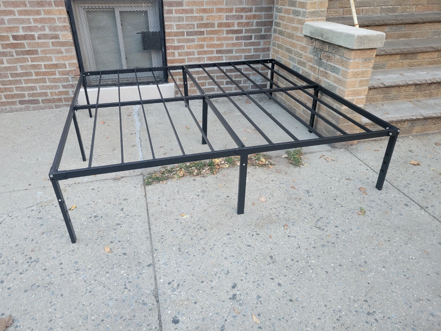 KING Size Black Metal Bed Frame - photo 2