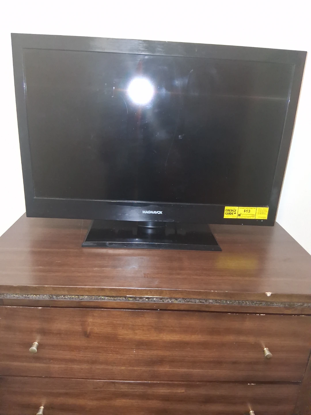 Magnavox 32" t.v.