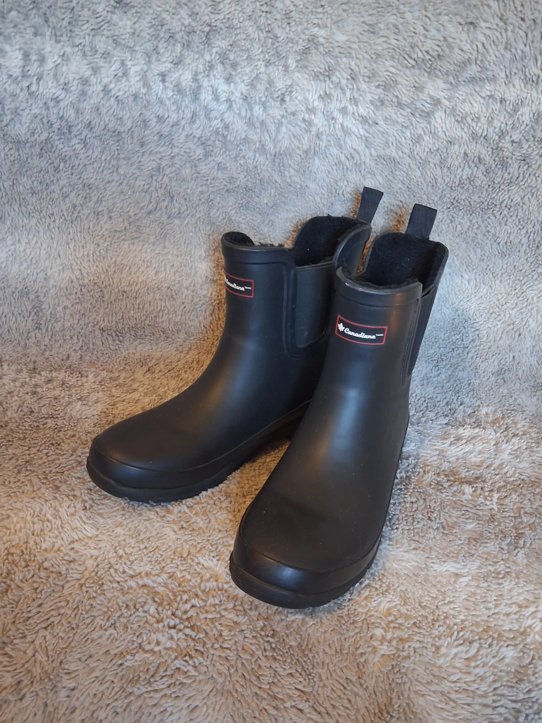 Canadiana Black Rain Boots